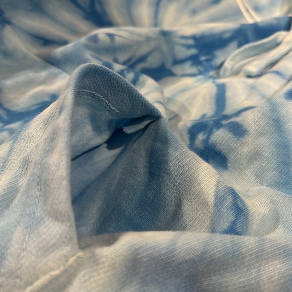 NWOT BLUE WHITE TIE DYE Santa Cruz HOODIE M - Picture 8 of 8